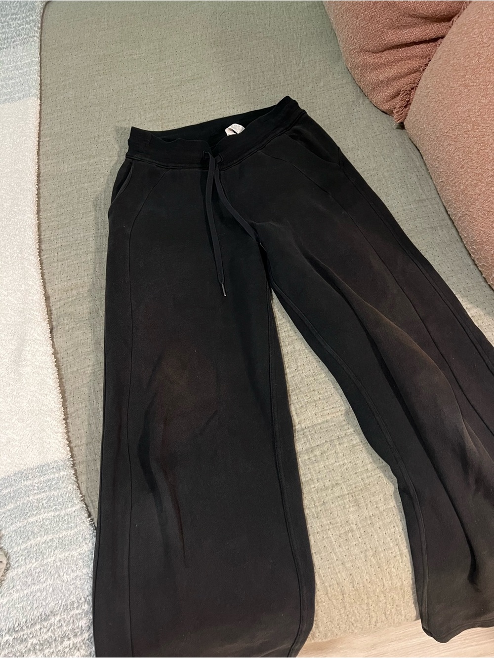 Lululemon Scuba Wide Leg Sweatpants Black